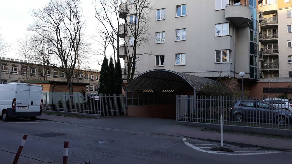 miejsce parkingowe -garaż podziemny Ochota ul. Skorochód-Majewskiego 9
