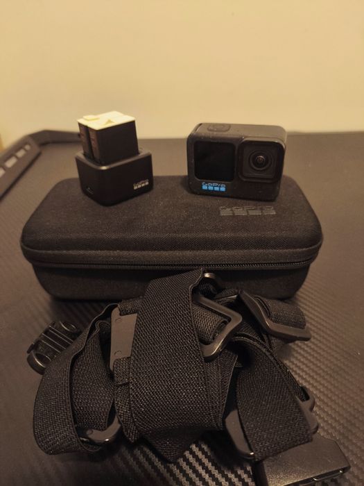 GoPro 12 com 3 baterias e carregador