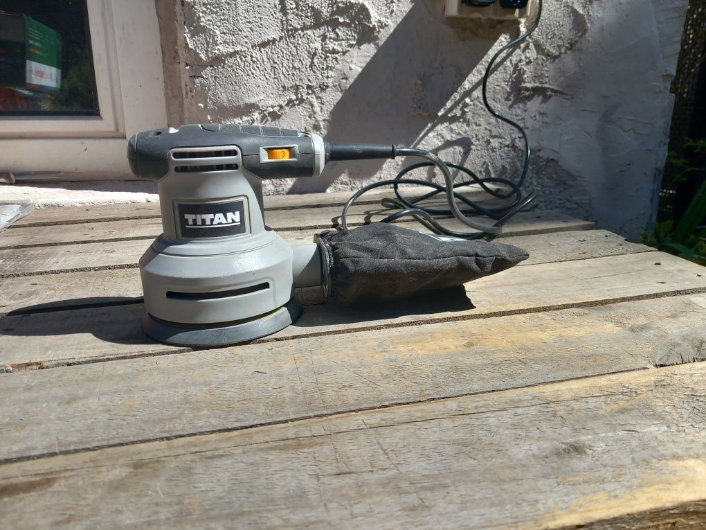 Elektryczna szlifierka mimośrodowa Titan 125 mm