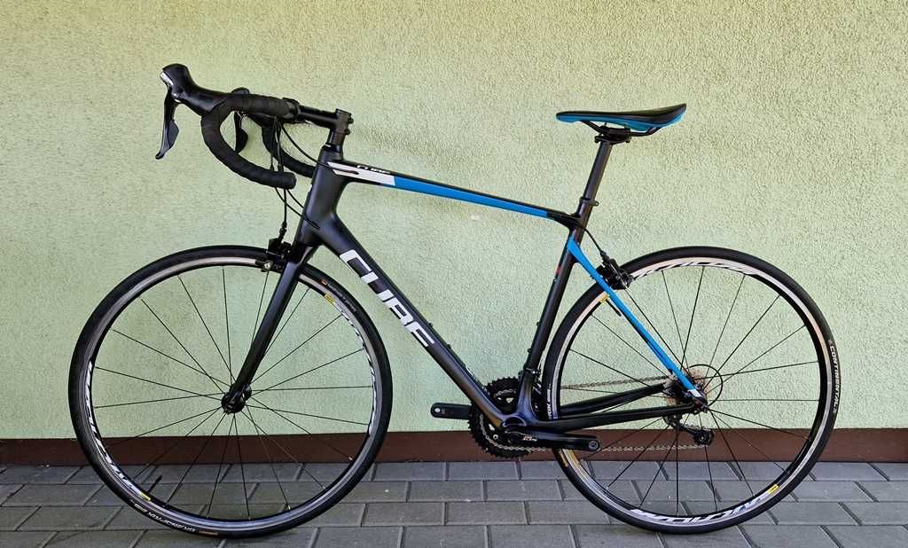 CUBE attain PRO sh 105 2x11s  ful CARBON szosa endurance