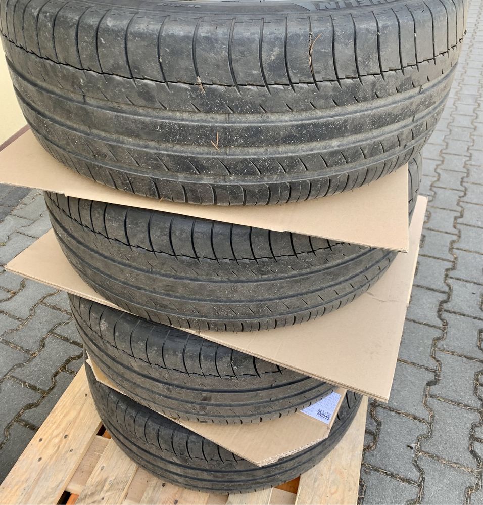 Komplet opon 255/45/R20 Michelin