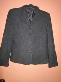 Пиджак теплый черный женский  р 46 б у