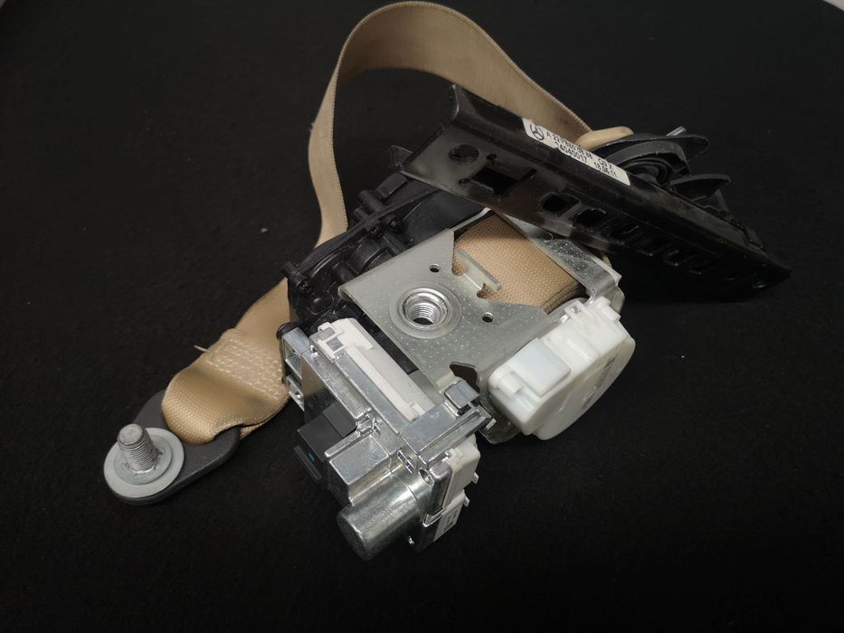 Cinto de Segurança frente direita Mercedes w221 class S 2006+