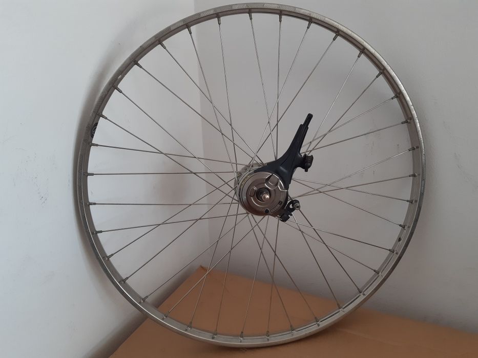 Koło Gazelle 28" 635 przód prądnica i hamulcem rolkowym Shimano Nexus