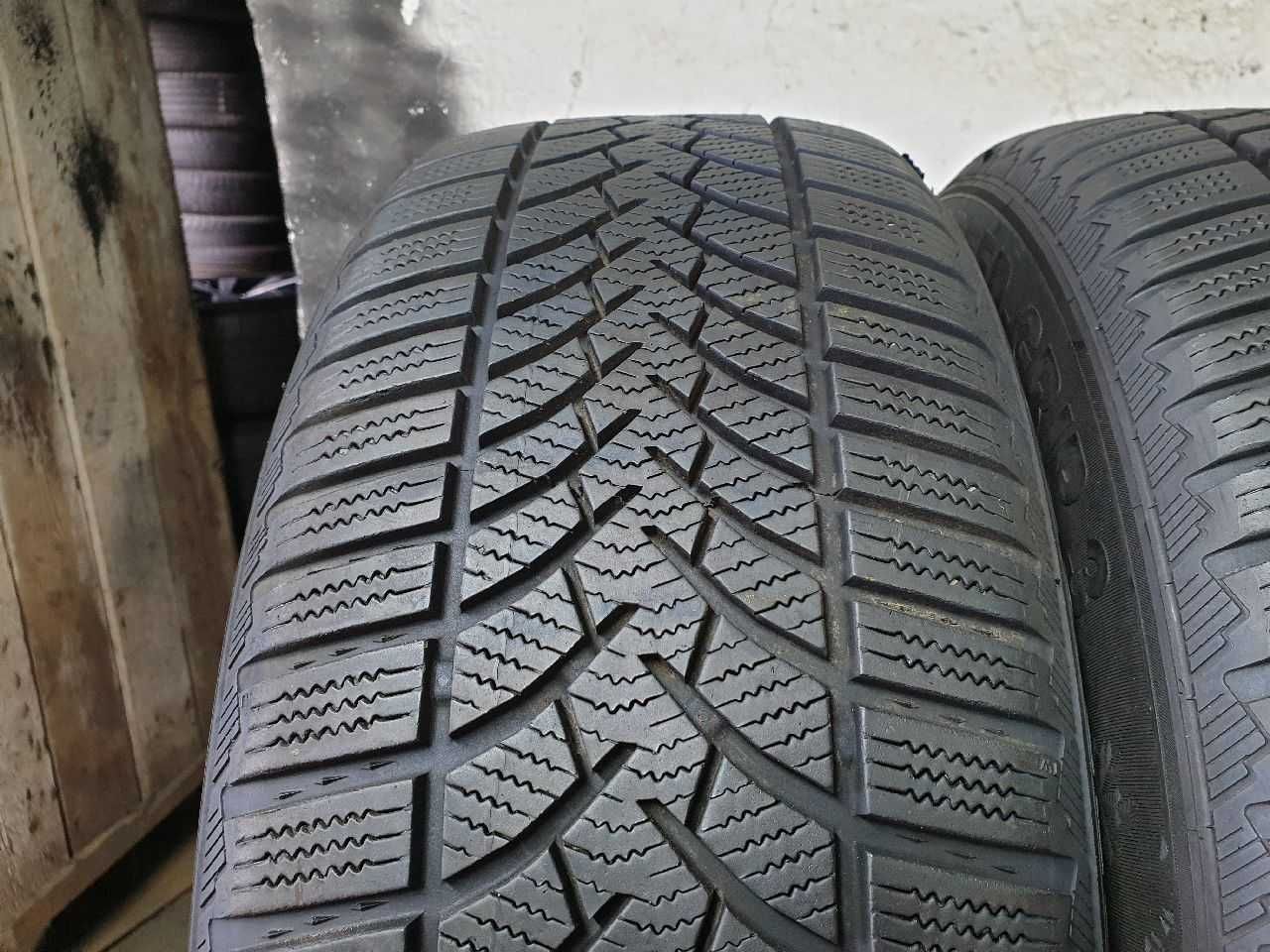 Dwie Opony zimowe 215/55R16 7,2mm Semperit Speed-Grip 3