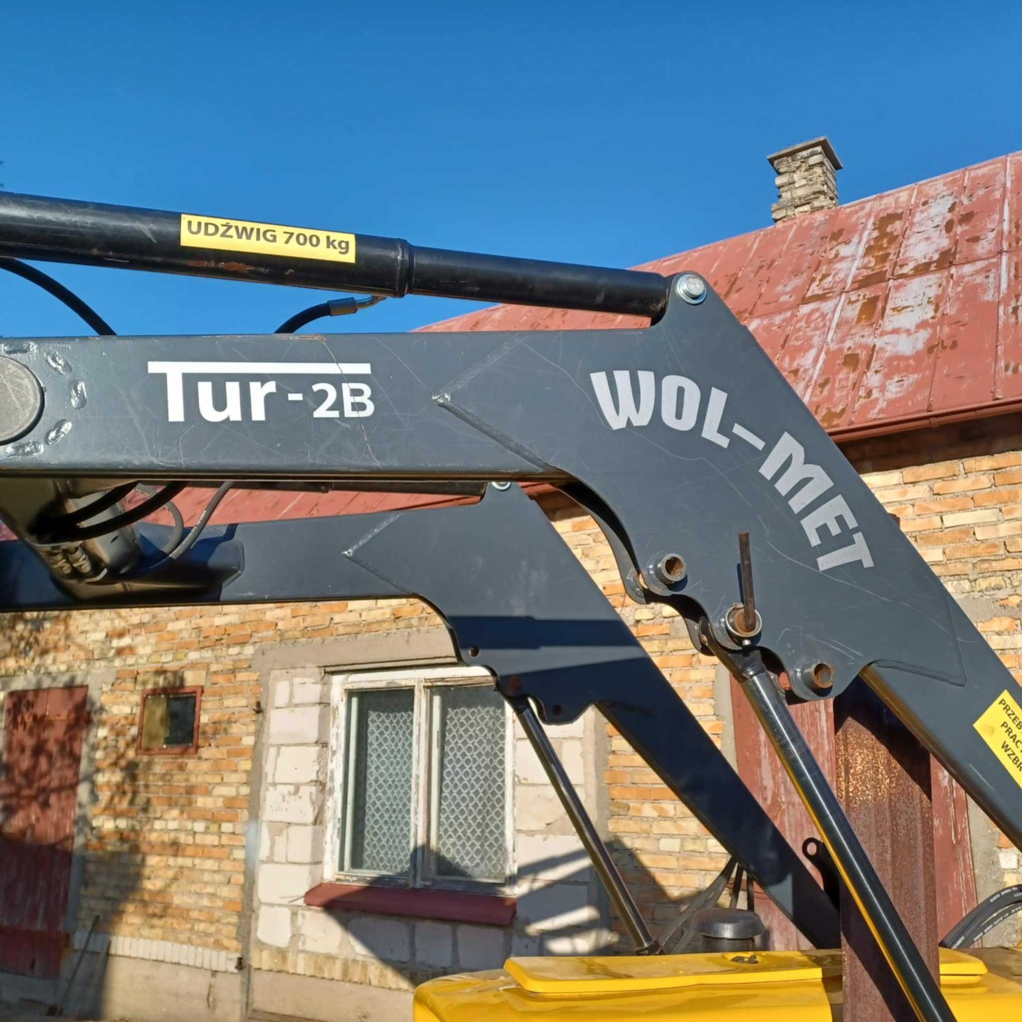 Sprzedam URSUS C330 Z TUREM