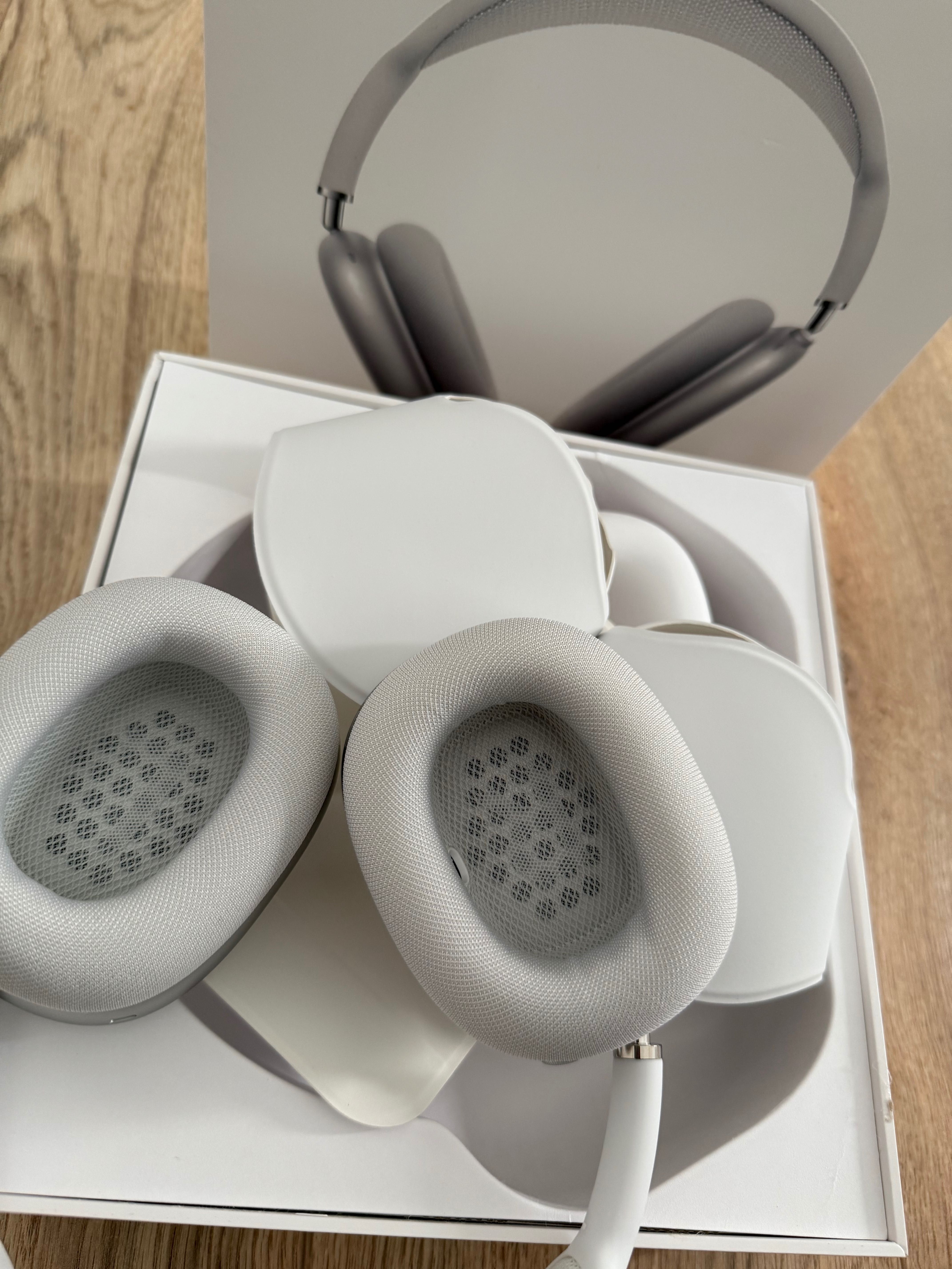 Apple AirPods Max