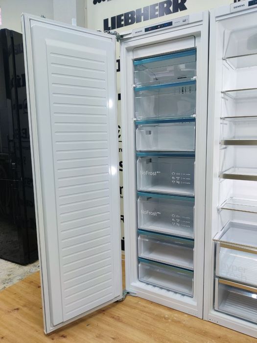 Топовий вбудований комплект SIEMENS™. Холодильник+морозильна камера!