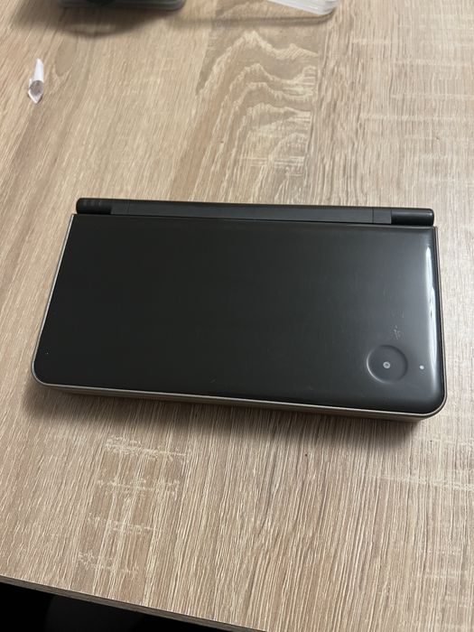 Nintendo Dsi xl do naprawy lub na czesci