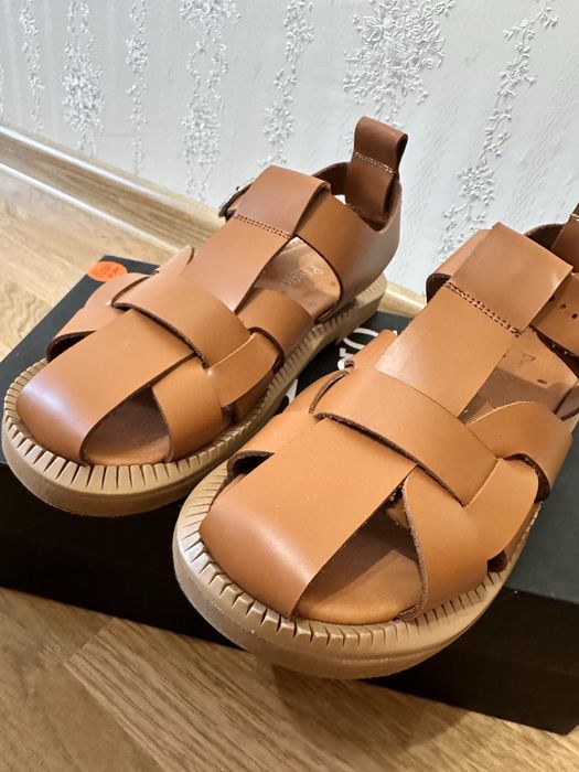 Продам босоніжки Prego, сандалі