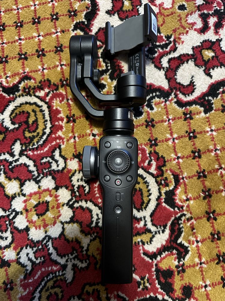 Стабилизатор Zhiyun Smooth 4