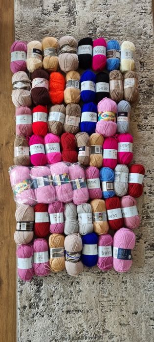 Акрилові нитки 54 шт