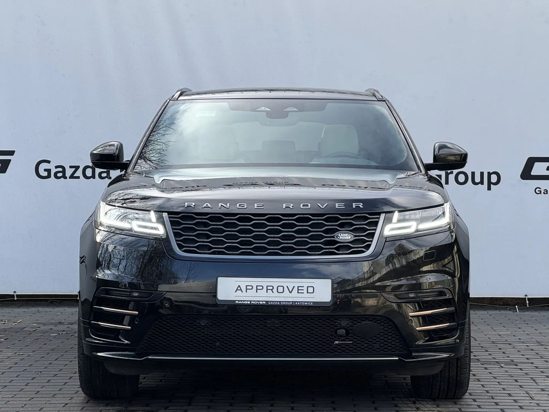 Land Rover Range Rover Velar 2.0D 204 KM AWD R-Dynamic SE