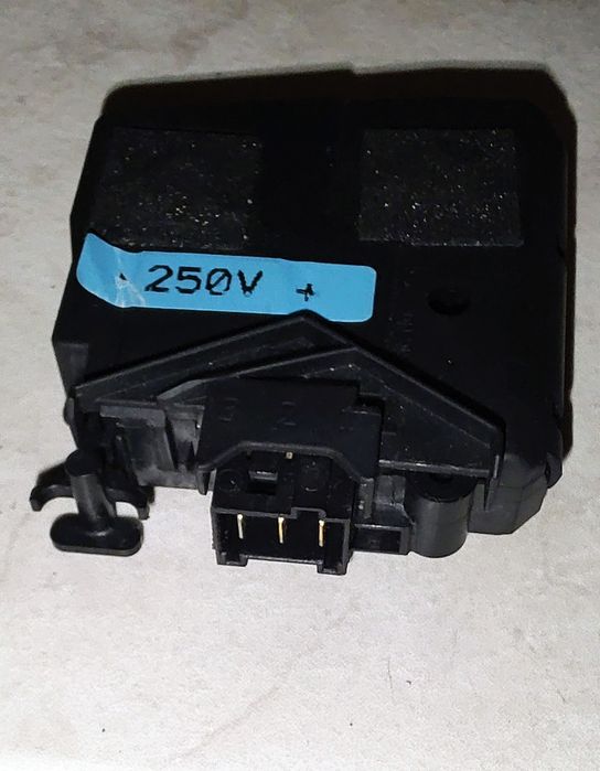 Zamek blokada drzwi do pralki Samsung DC34_00026A