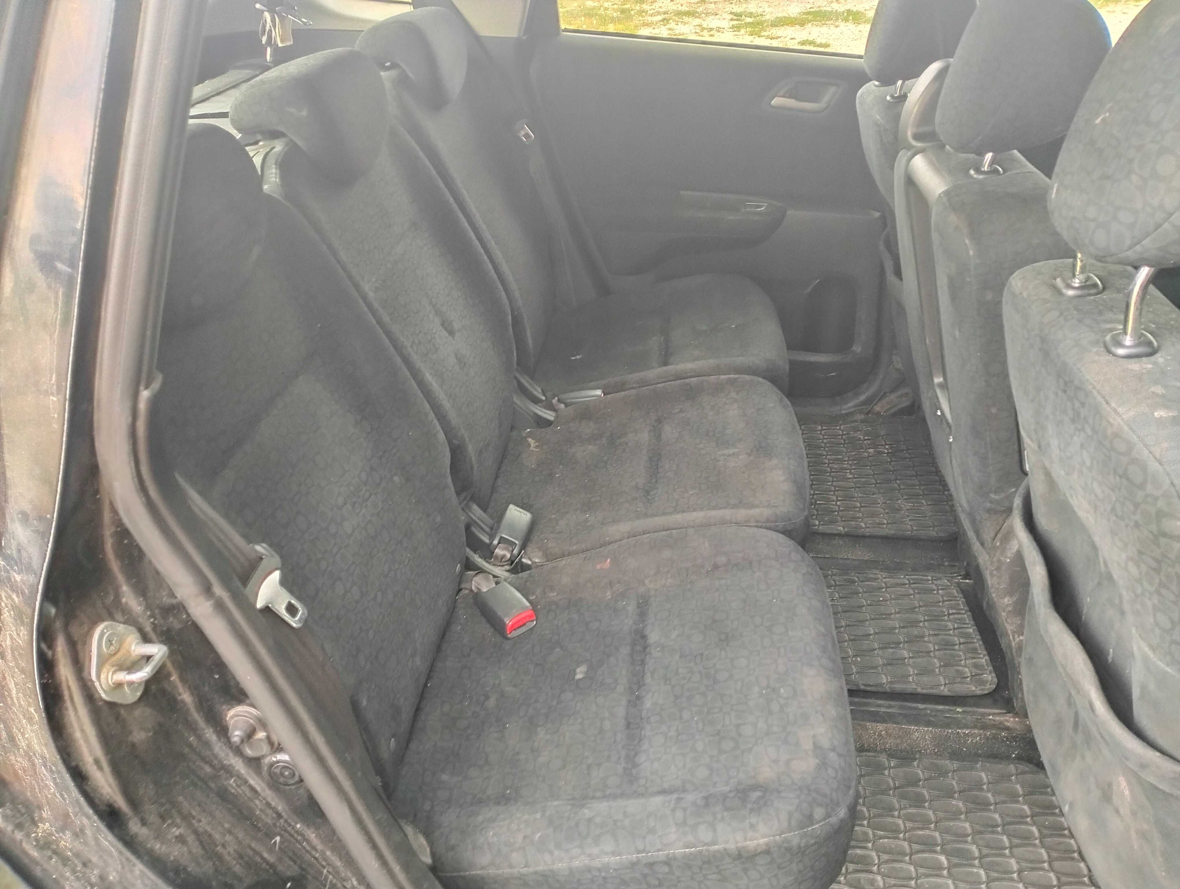 Sprzedam Honda FR-V