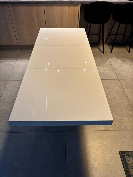 Ława rozkładana biała - regulowana wysokość.