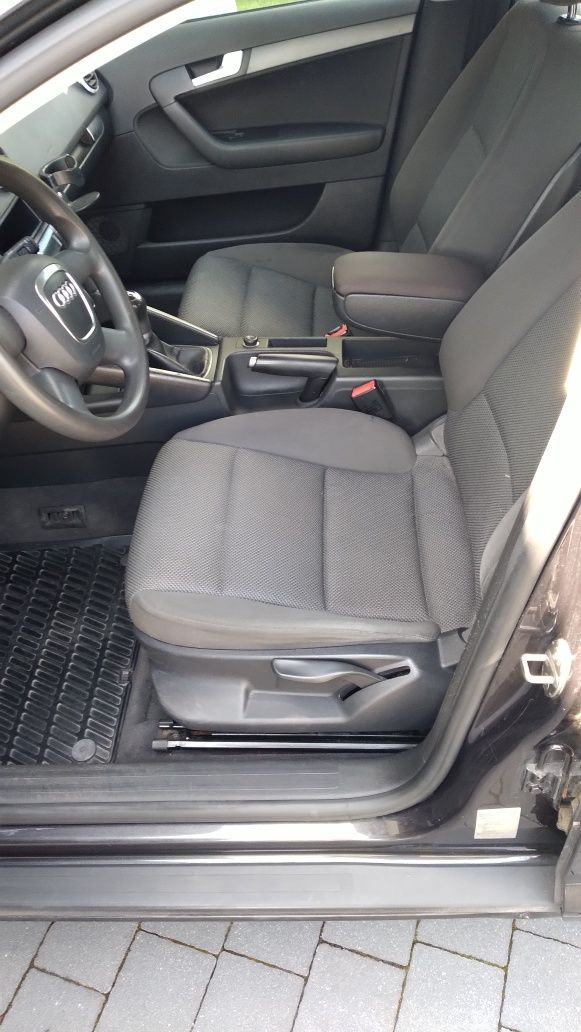 Audi A3 8P 1.9 TDI 2009 stan bdb