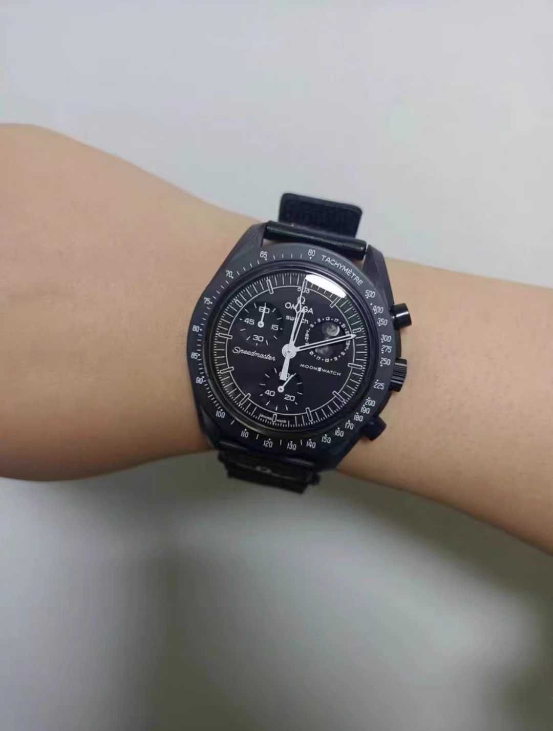 Swatch x Omega Bioceramic Moonswatch Mission To Moonphase Snoopy
Black