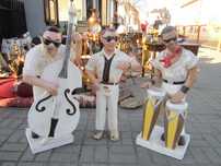 stary boysband/orkiestra figury z papier mache ręczna praca
