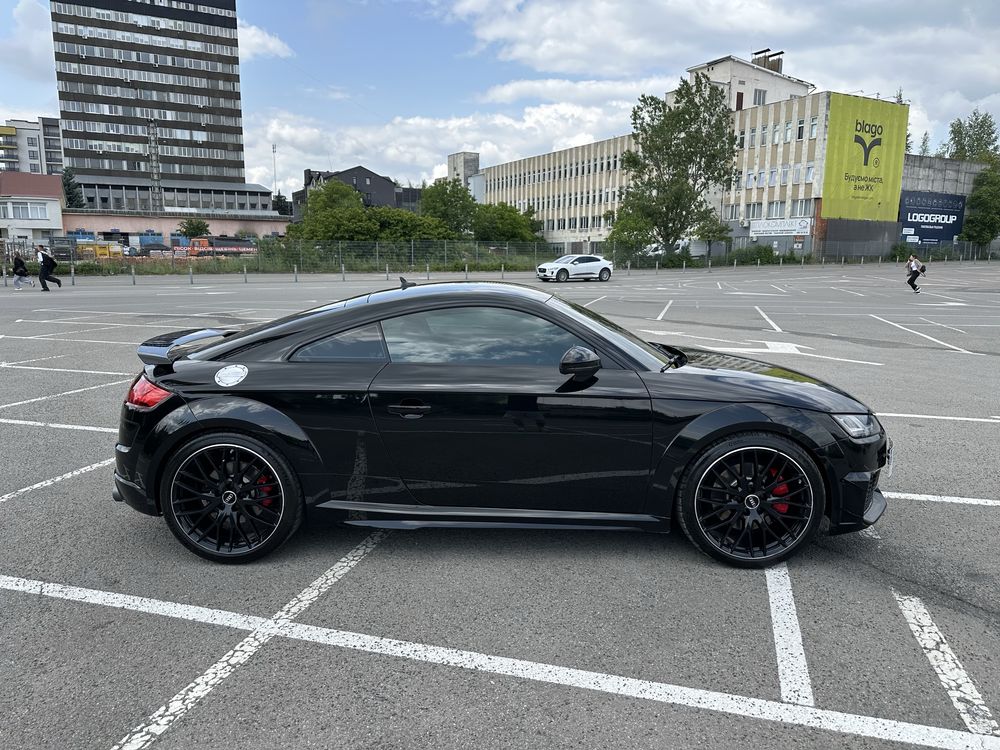Audi TTS 8S рестайлінг 2019 року