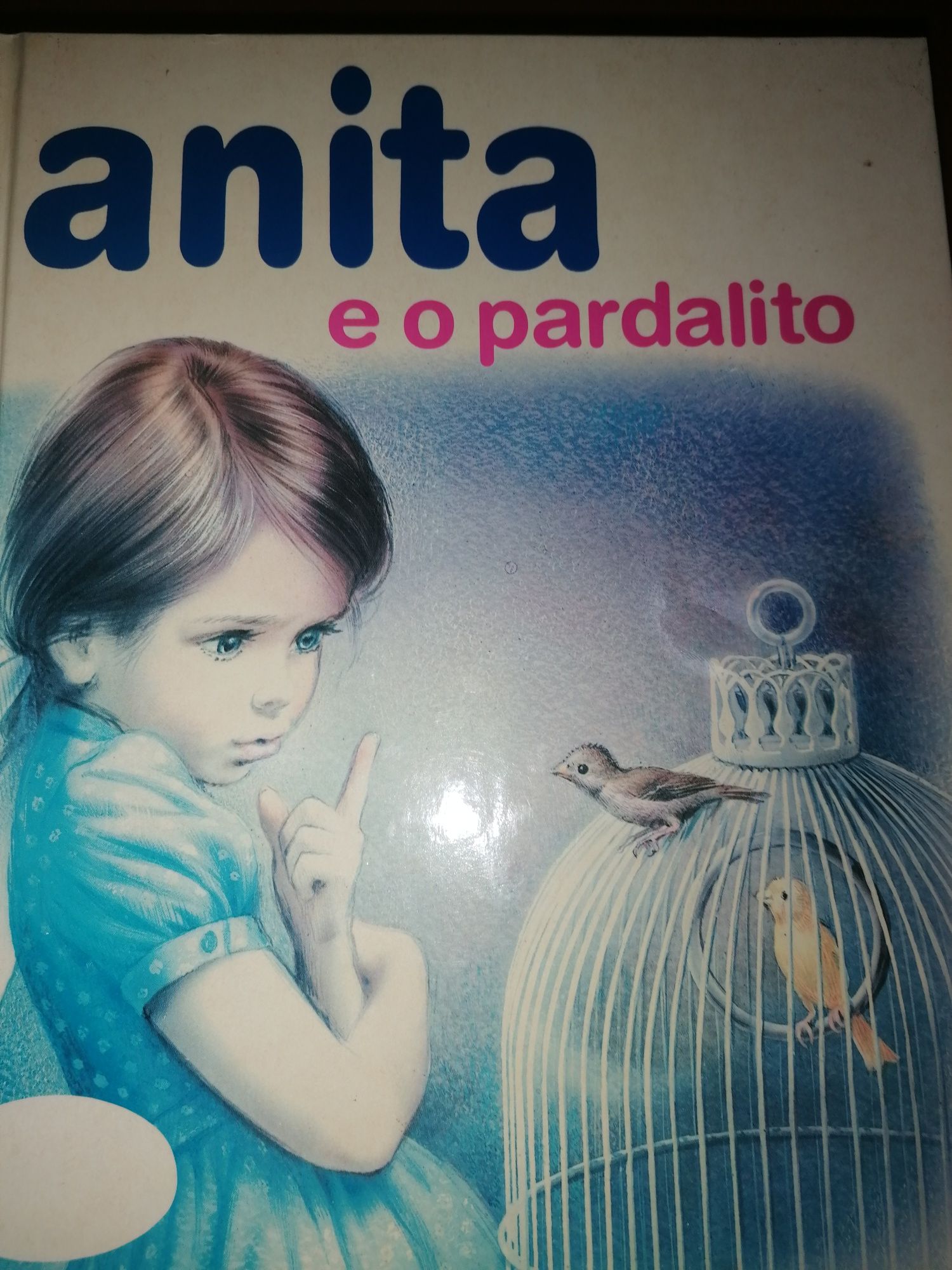 Livro Anita e o pardalito