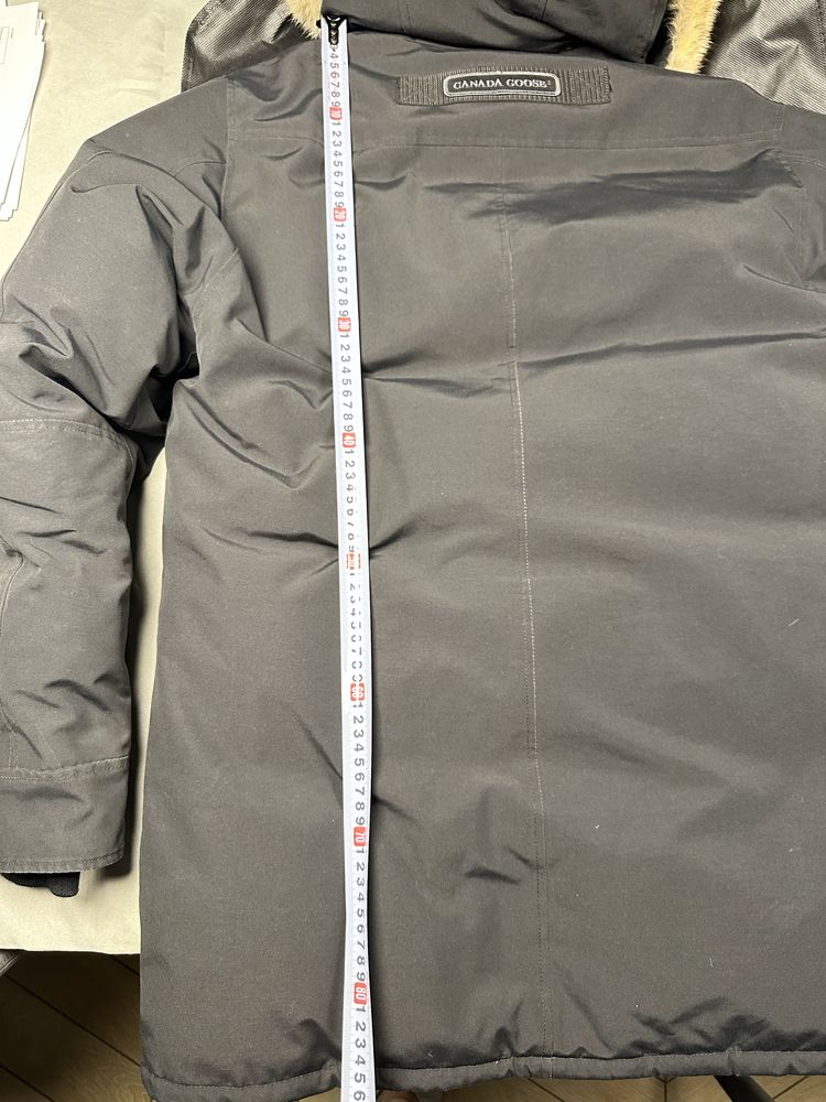 Пуховик мужской CANADA GOOSE