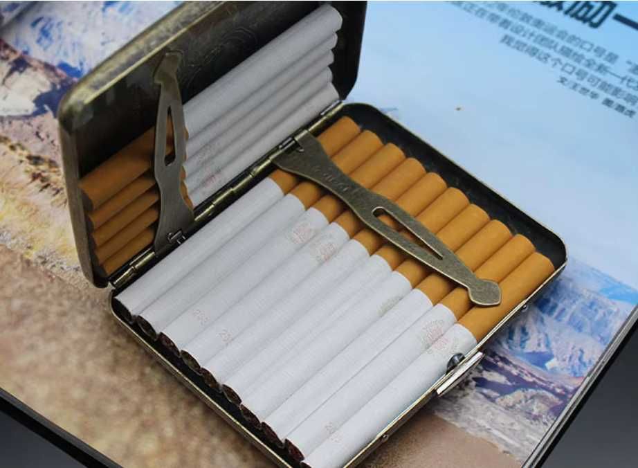 Papierośnica Mosiężna Marlboro