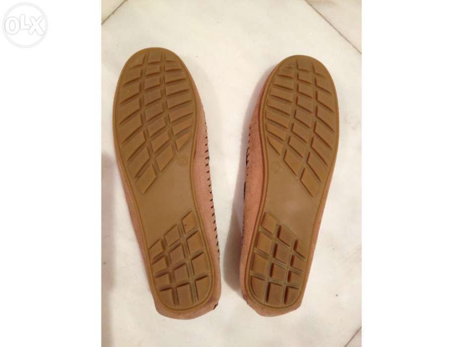 Sapatos NOVOS bege - Marca Sapatália, Tamanho 36