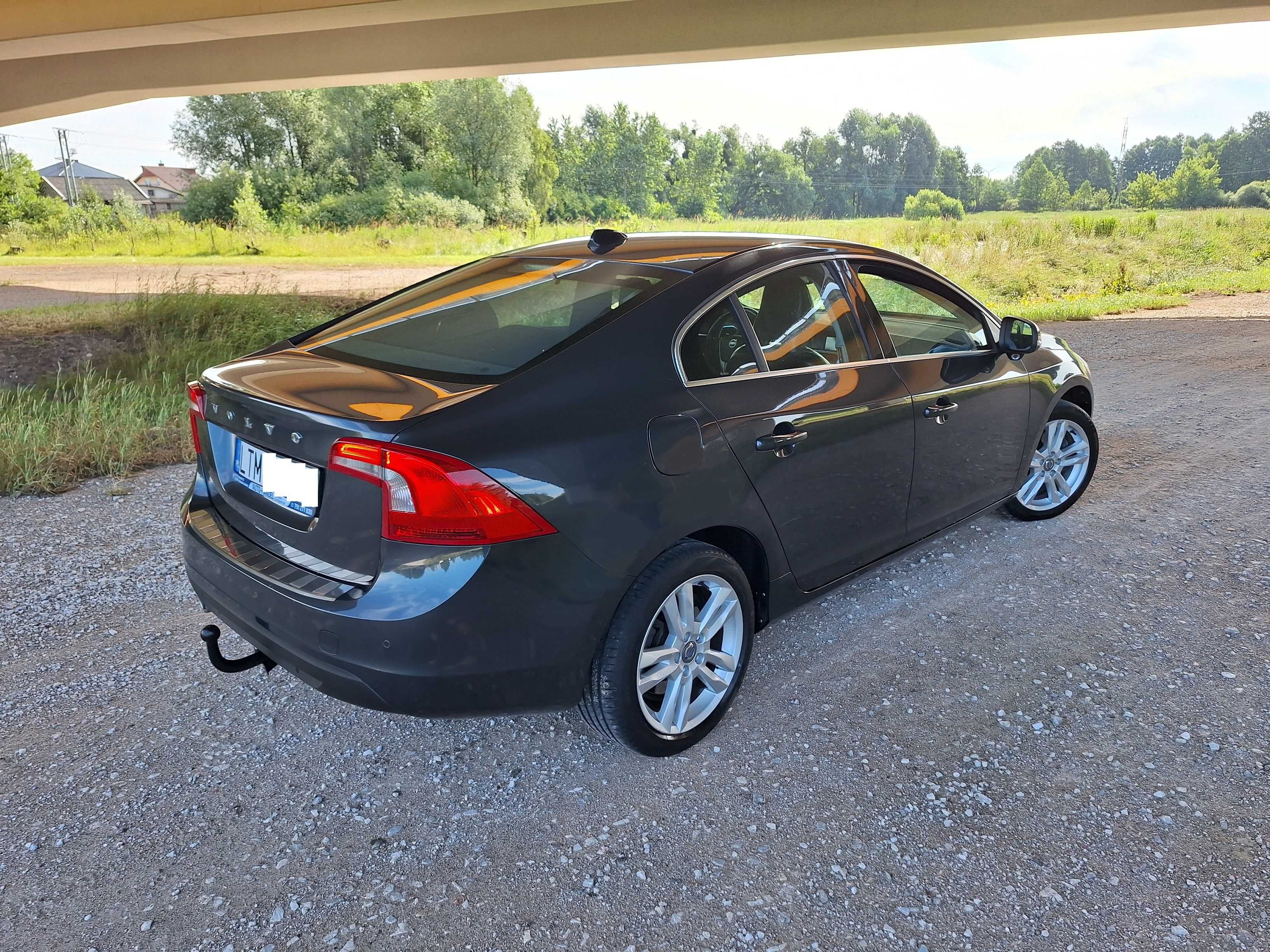 Volvo S60 2013r. 2.0D 163KM SUMMUM*Xenon*SKÓRA*RADAR*PDC*Stan WZOROWY!