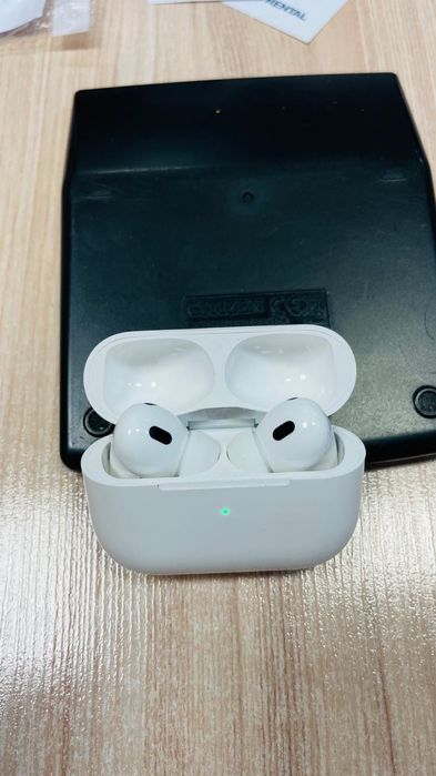 Etui ladujace Apple AIRPODS PRO 2