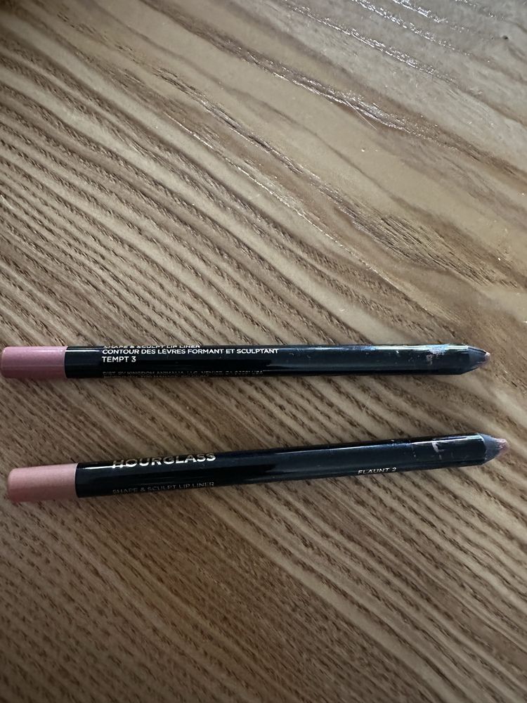 Hourglass Lip Liner No 2 No 3