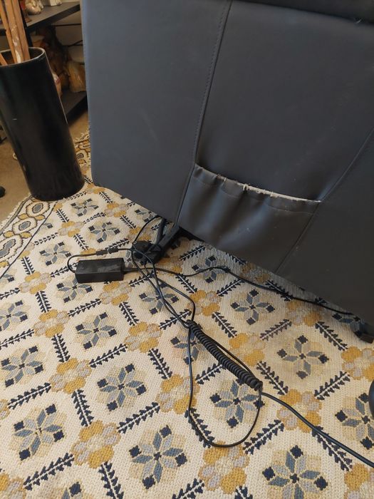 Cadeirao para idosos eléctrico levanta deita comando doentes funciona