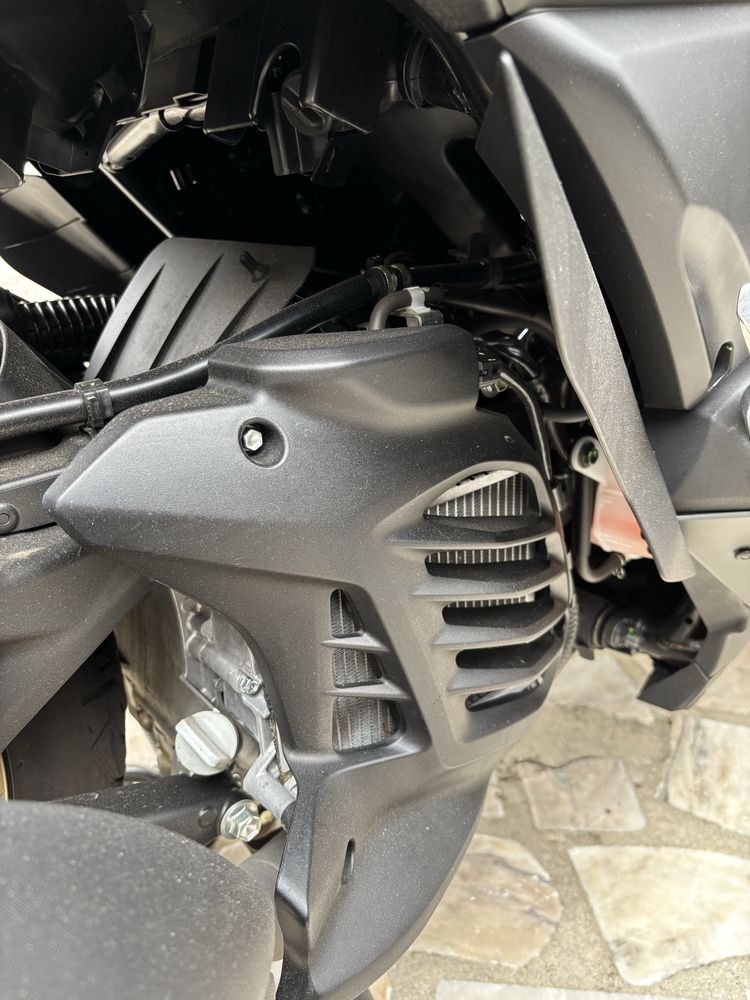 Yamaha x max 125 (tech max)