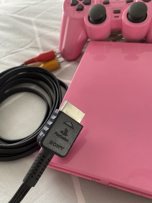 Playstation 2 Pink Limited Edition