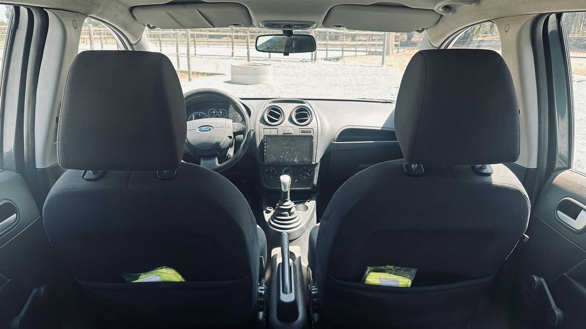 Ford Fiësta 1.4TDCI Ghia