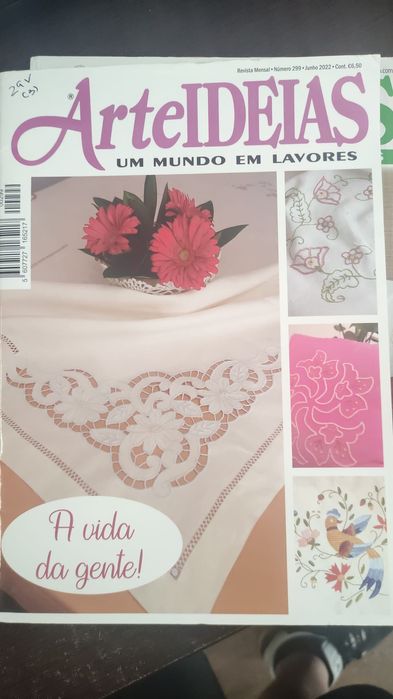 3 revistas costura novas
