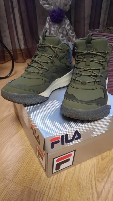 Чоловічі зимові кросівки 42 розмір