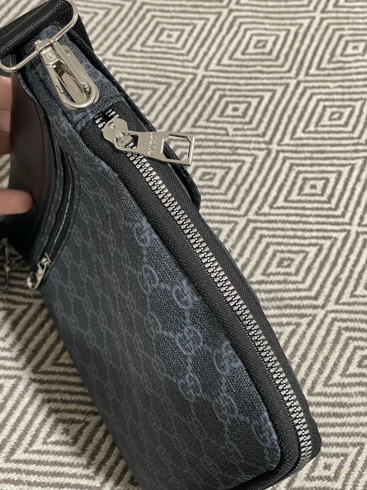 Bolsa masculina