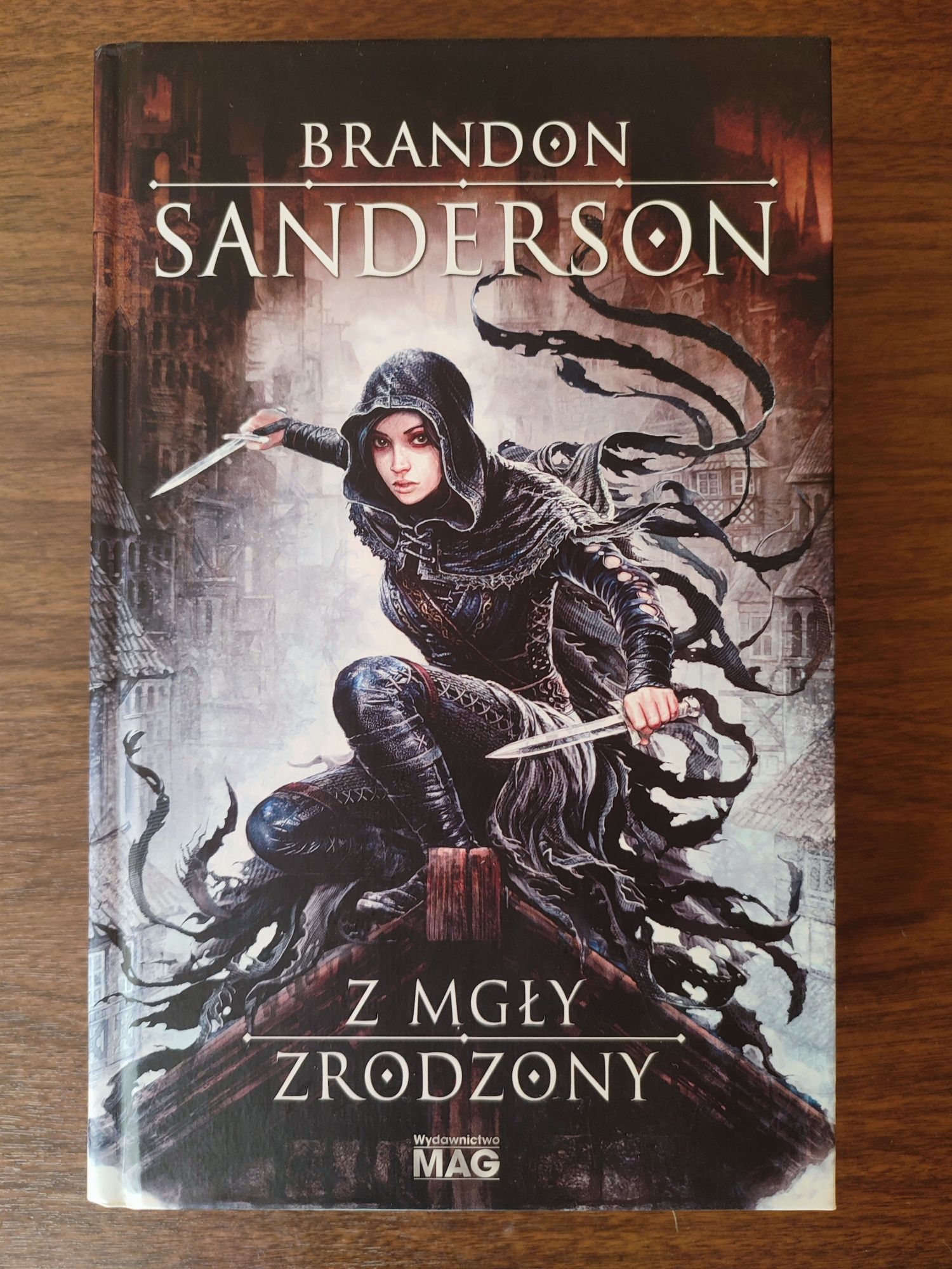 Brandon Sanderson - Z mgły zrodzony