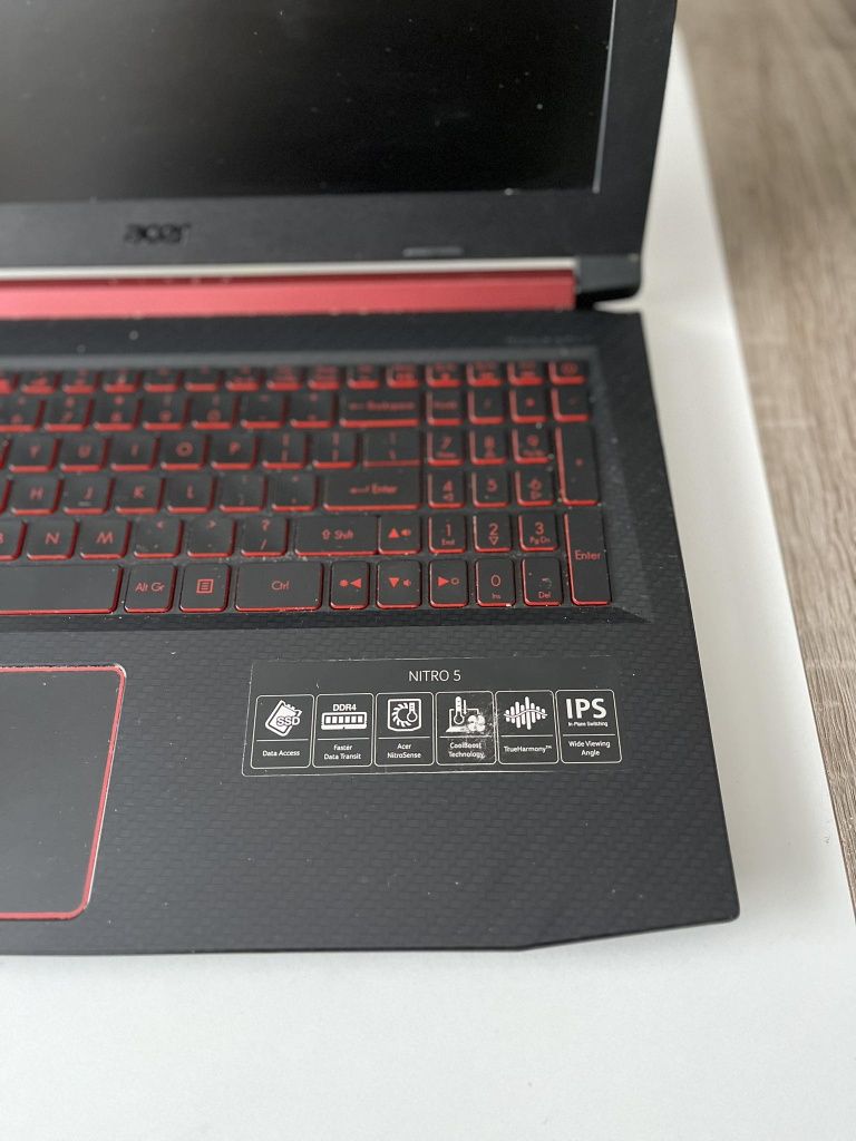 Laptop Acer Nitro 5 AN515-42-R0GJ