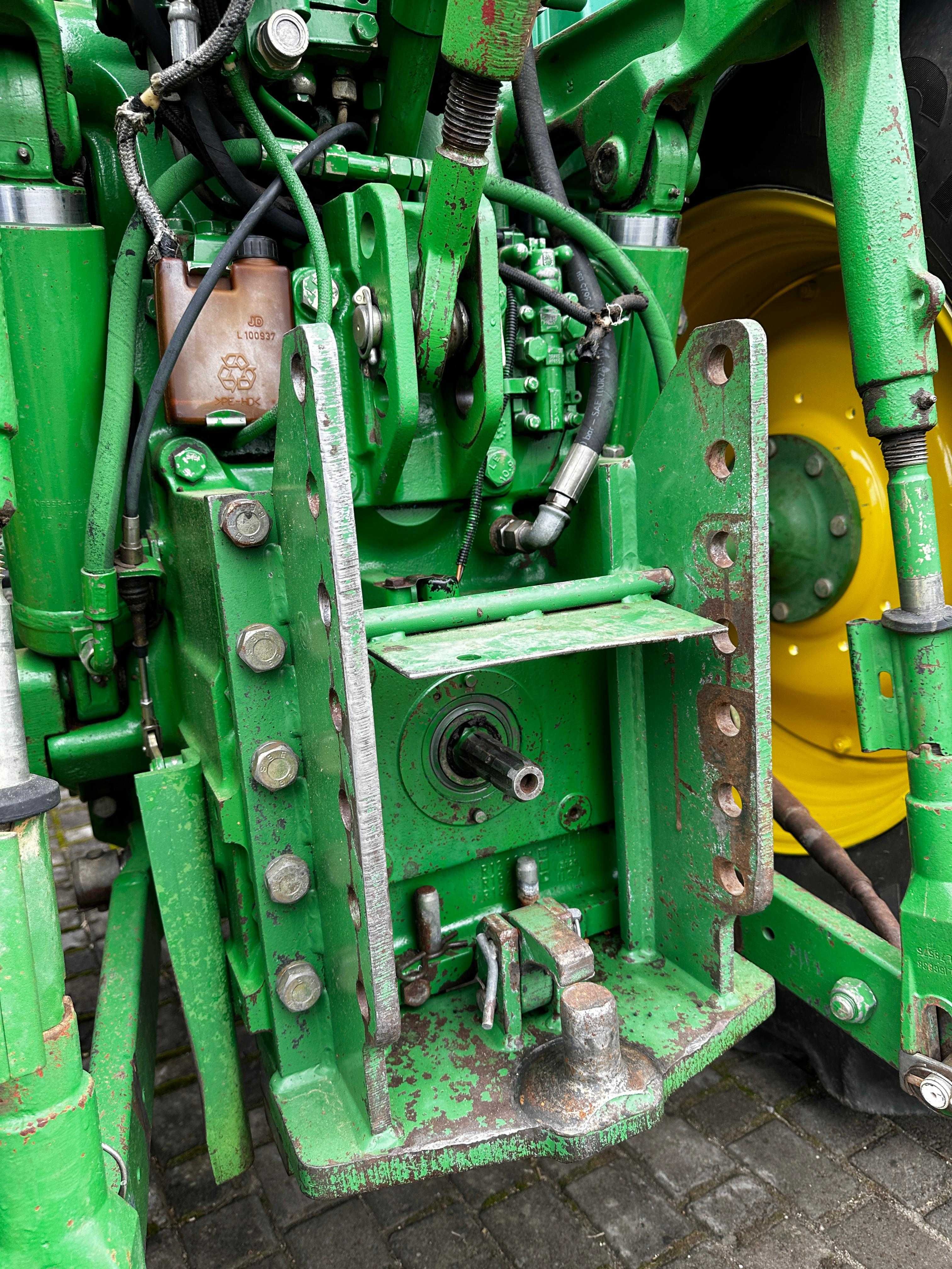 Трактор John Deere 6820 - 2003рік