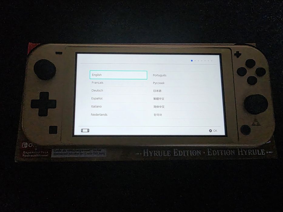 Nintendo Switch Lite - Hyrule Edition (Nunca Usada)