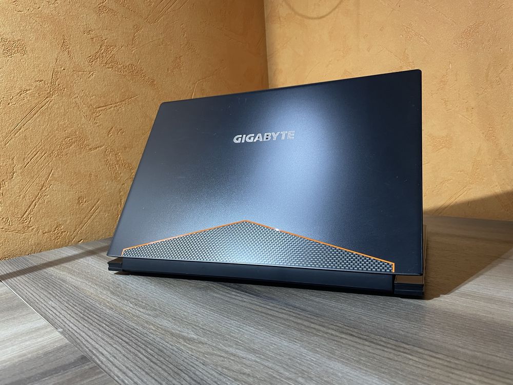 ТОП!Ігровий Gigabyte(i7-8750/RTX2070 8GB/24GB RAM/SSD 1TB/FHD IPS)