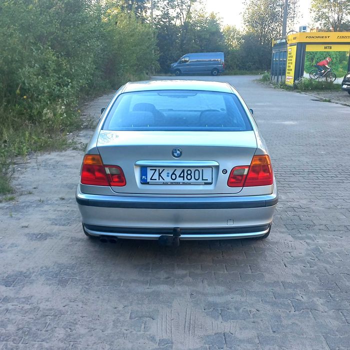 BMW E46 320i 2.0 150KM DOINWESTOWANA JEDEN I WŁAŚCICIEL zadbany klasyk