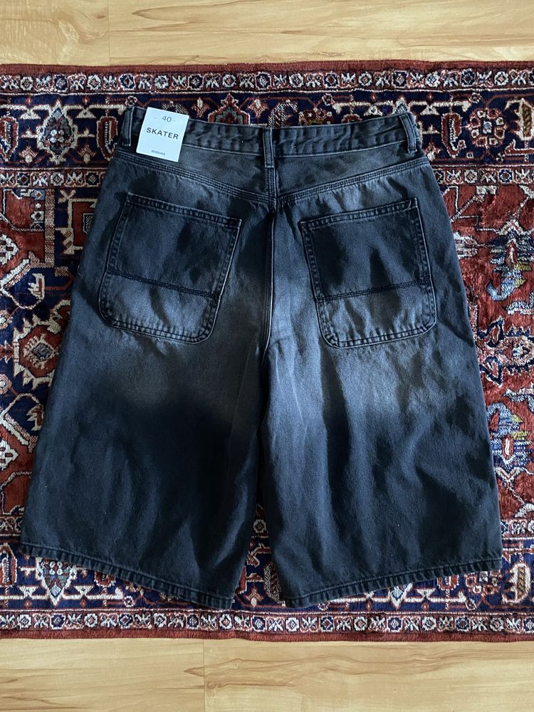 Шорти baggy bershka