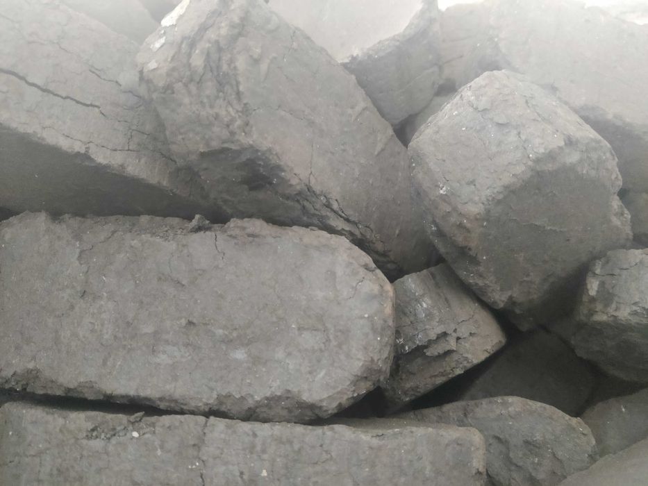 Brykiet torfowy dostawa winda/ HDS