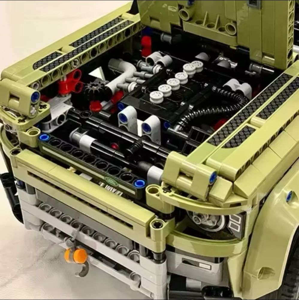 Конструктор Лего Land Rover Defender 2573 деталі