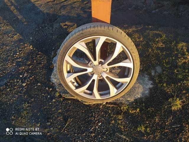 Felgi z oponami Audi rozmiar opon 235/35/R19