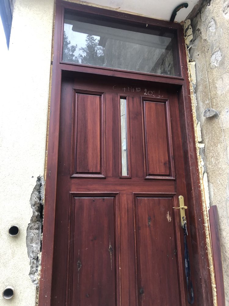 Drzwi wejsciowe zewnetrzne  drewniane