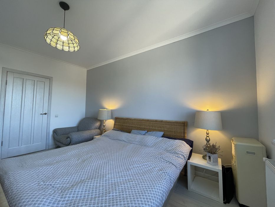 ЦЕНТР!Продаж простороі та світлої 2 кім квартири!